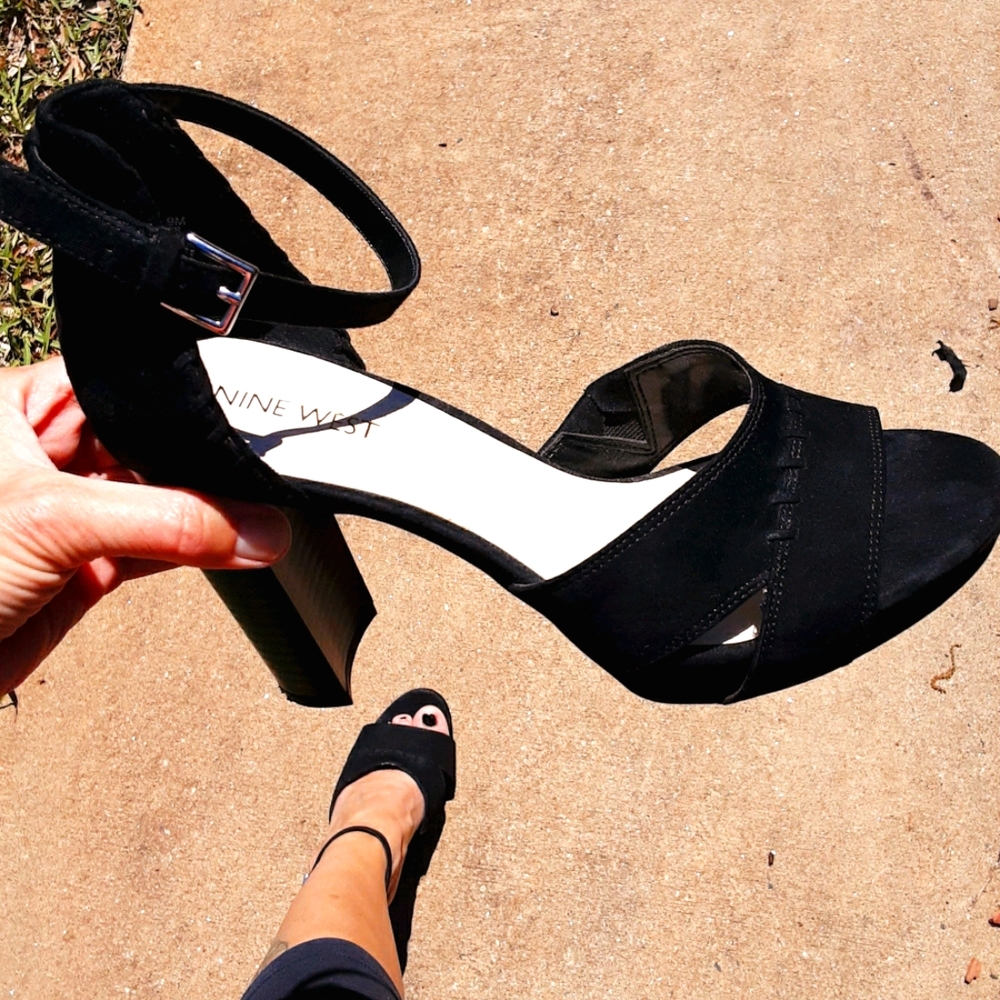 Nine West black suede velvet type textile 4 in heel strap sexy fun like